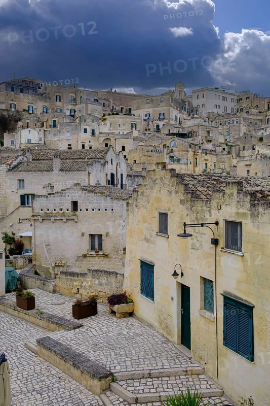 Cave settlement, cave dwellings, houses, Sassi, Matera, Unesco World Heritage Site, Basilicata, Italy