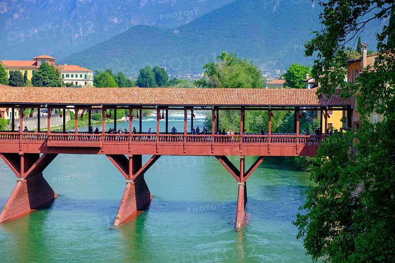 Ponte degli Alpini, with Brenta, Bassano del Grappa, Veneto, Italy