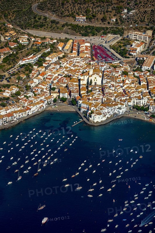 Bay of Cadaques, sailing boats, old town, Parc Natural Cap De Creus, Cadaqués, Costa Brava, Catalonia, Spain, Cadaqués, Europe, aerial view, birds-eyes view, aerial photography, aerial photography, aerial photography, overview, overview, bird's eye view, aerial photos of Spain