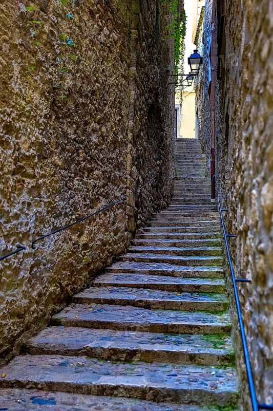 Call, Jewish quarter in the old town of Girona, stone steps, alleys in the old town of Girona, Cataluña, Gerona, Catalonia, Spain, Girona, Cataluña, Europe, aerial view, birds-eyes view, aerial photography, aerial photography, overview, bird's eye view