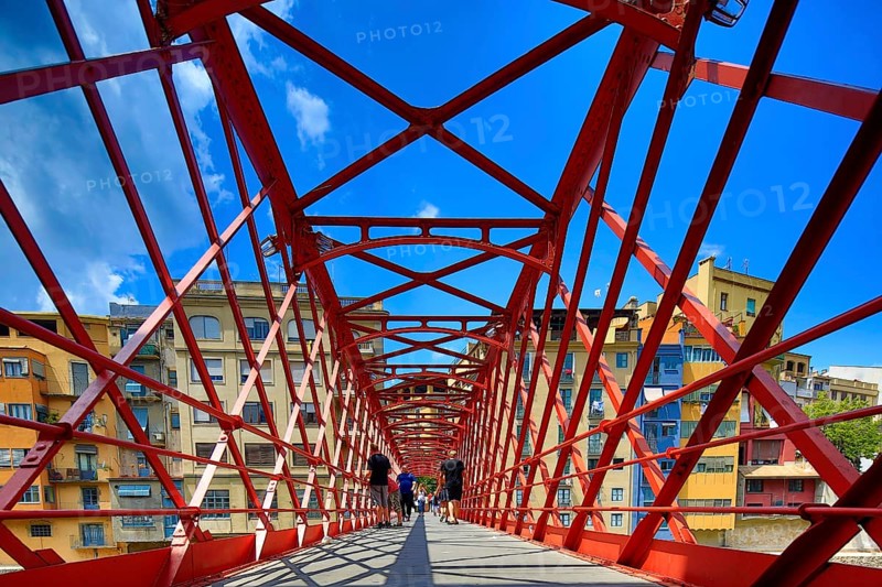 Red bridge over the river Onyar built by the Eiffel company, Cataluña, Gerona, Cataluña, Europe, aerial view, birds-eyes view, aerial photography, aerial photography, overview, bird's eye view