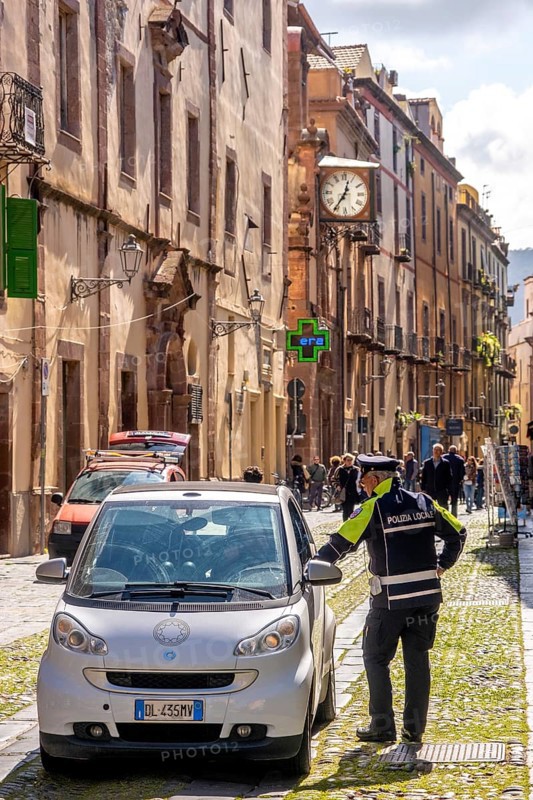 Sardinia, police control in a pedestrian zone, Bosa, Europe, Oristano province, Italy, everyday life, architecture, outdoor, officials, pedestrian, pedestrian zone, building, control, location, people, order, passers-by, police, police control, protection, security, sightseeing, city, pavement, scenario, day, tourism, uniforms, urban, traffic, traffic safety, administration, landmark, cooperation, peaceful, Mediterranean, review, surveillance, public space