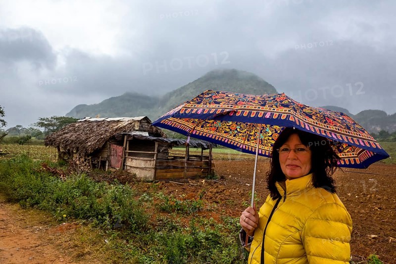 Tourist in Vinalestal Viñales, Cuba, Pinar del Río, Viñales, Pinar del Río