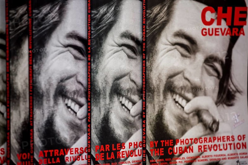 Antiquarian bookshop, used books about Ernesto Che Guevara at the flea market in the streets of Old Havana, La Habana, Cuba, Caribbean, Central America, Cuba, Europe, aerial photo, birds-eyes view, aerial photography, aerial photography, overview, bird's eye view