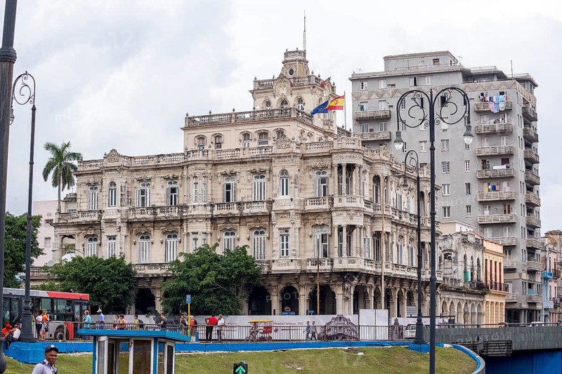 Spanish Embassy with the flags of Spain and the European Union, Embajada de Espana, La Habana, Havana, Cuba, Cuba, Europe, aerial photo, birds-eyes view, aerial photography, aerial photography, overview, overview, bird's eye view
