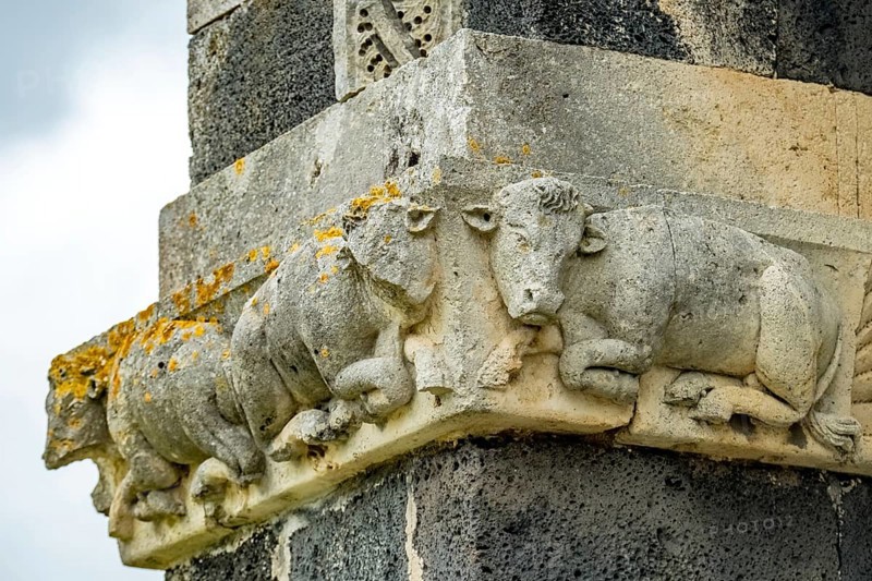 Sardinia, animal motifs cow capital, Santissima TrinitÃƒÂ di Saccargia, Romanesque church, Codrongianos, Europe, Province of Sassari, Italy, architecture, attraction, sculpture, detail, heritage, facade, history, capital, church, continent, cow, culture, art, artwork, monument, ornament, perspective, relief, Santissima TrinitÃ di Saccargia, sightseeing, sculpture, stone, symbolism, column, texture, animals, tourism, Christian, decoration, historical, Mediterranean, medieval, religious