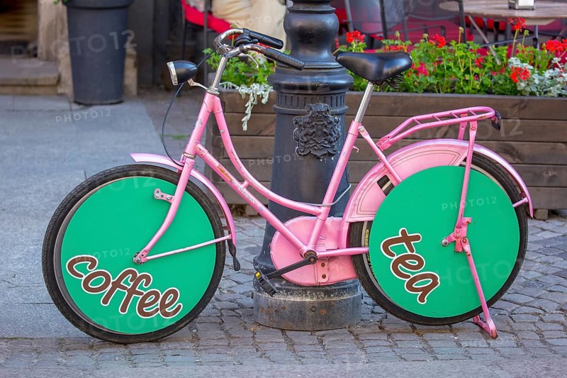 GdaÅsk, pink bicycle, cafe advertisement, Gdansk, Baltic Sea coast, Baltic Sea, pomorskie, Pomeranian Voivodeship, Poland, Gdansk, PL, Europe, aerial view, birds-eyes view, aerial photography, aerial photography, overview, bird's eye view