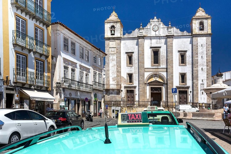 Igreja de Santo Antão on the market square Praca do Giraldo, of Evora, Evora, Évora district, Portugal