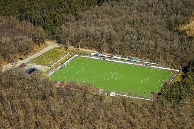 Aerial view, football stadium sports field VSV Wenden 1930 e.V., surrounded by forest, Schönau, Wenden, Sauerland, North Rhine-Westphalia, Germany, DE, Europe, football field, football stadium, aerial view, aerial photography, aerial photography, sports, sports facilities, sports field, sports venue, stadium, overview, bird's-eye view, overview