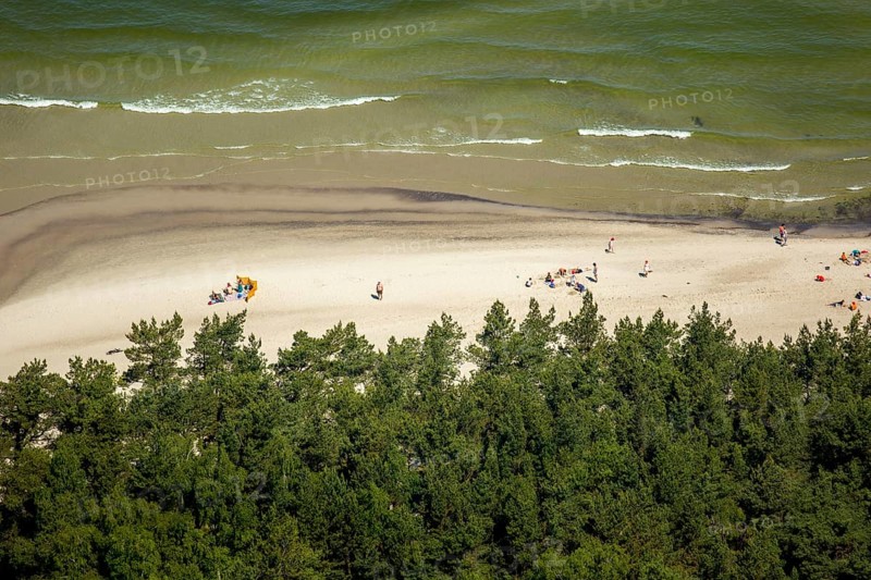 Beach west of KoÅ'obrzeg, Kolobrzeg, Dzwirzyno, Baltic Sea coast, Województwo zachodniopomorskie, Poland, Dzwirzyno, Województwo zachodniopomorskie, PL, Europe, aerial view, birds-eyes view, aerial photography, overview, bird's eye view, northern Poland