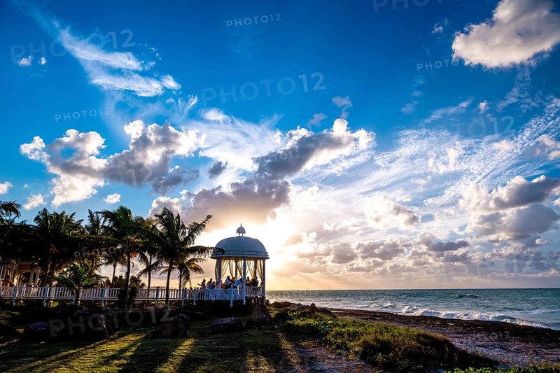 Wedding pavilion on the beach of Varadero with sunset in the hotel complex PARADISUS VARADERO RESORT SPA, Varadero, Cuba, Matanzas, Cuba, Central America