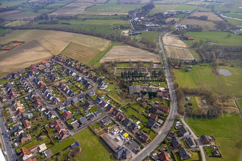 Aerial view, residential area and cemetery Dolberg cemetery at the Uentroper Straße, meadows and fields, boatyard Gerhard Bicker GmbH, behind the district Ostdolberg, Ahlen, Dolberg, Ruhr area, Germany, residential area, cemetery, cemetery, Uentroper Straße, meadows, fields, boatyard, Gerhard Bicker GmbH, Ostdolberg, district, landscape, overview, settlement, nature, development, trade, industry, village, green spaces, agriculture, rural, cemetery view, aerial view, European, graves, tranquillity, recreation area, municipality, urban, dead, commemoration, company, production, craft, watercraft