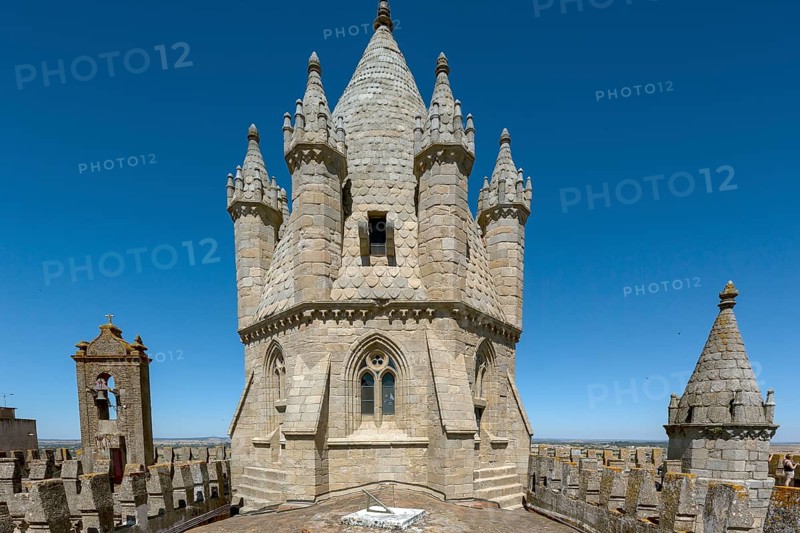 UNESCCO World Heritage Site, Tower of the Sé Catedral de Évora Basílica Sé Catedral de Nossa Senhora da Assunção, Evora, District of Évora, Portugal