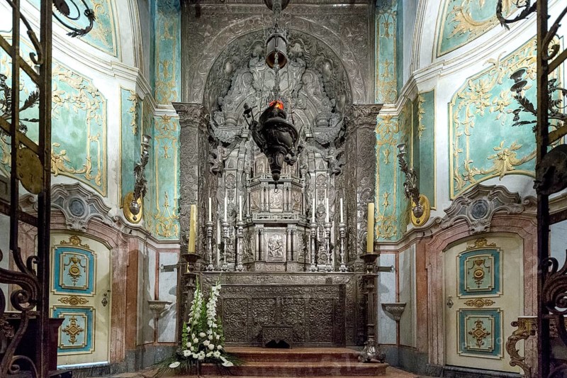 Chiselled silver altarpiece, Da Sé Cathedral, Barredo district, UNESCO World Heritage Site, Oporto, Porto district, Portugal, Europe, aerial view, birds-eyes view, Travel, Travel photography