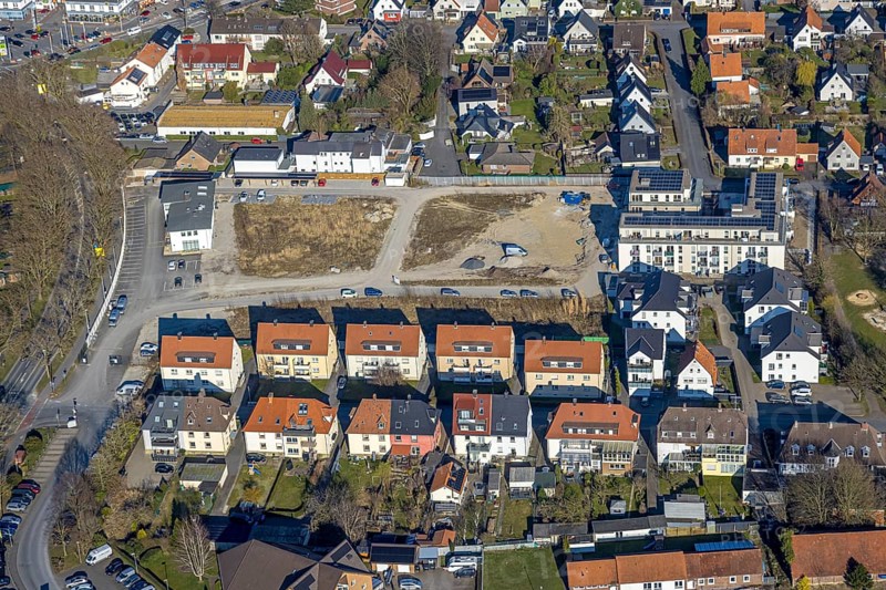 Aerial view, residential area between Elfser Weg and Riga-Ring, construction site Coca-Cola wasteland with new construction of rental flats neighbourhood on Briloner Straße, Soest, Soester Börde, North Rhine-Westphalia, Germany, architecture, structure, view, construction work, building area, building site, building plots, building cranes, building project, building site, construction, Briloner Straße, Coca-Cola wasteland, DE, roofs, Elfser Weg, development, Europe, spring weather, buildings, property tax, land, houses, property, real estate, infrastructure, landscape, aerial view, aerial photography, aerial photography, rental flats, neighbourhood, perspective, quarter, Riga-Ring, city, urban planning, streets, urban, daytime, overview, environment, urbanisation, traffic, bird's-eye view, residential complex, living and life, residential area, residential building, residential quality, residential quarter, living space, housing estate, residential district, birds-eyes view, european, ...
