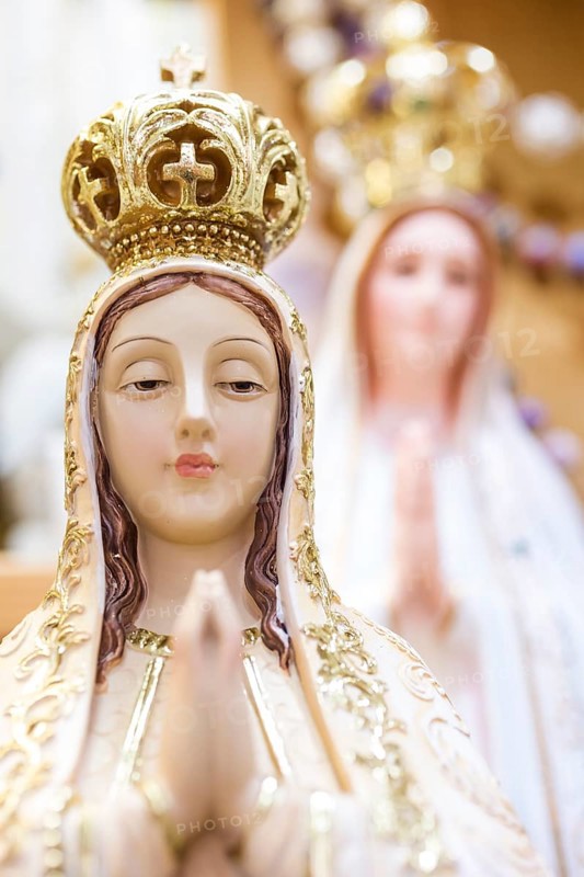 Madonna figures, religious kitsch, Fátima, Santarém district, Portugal, Europe, Fátima, Santarém district, aerial view, birds-eyes view, Travel, travel photography