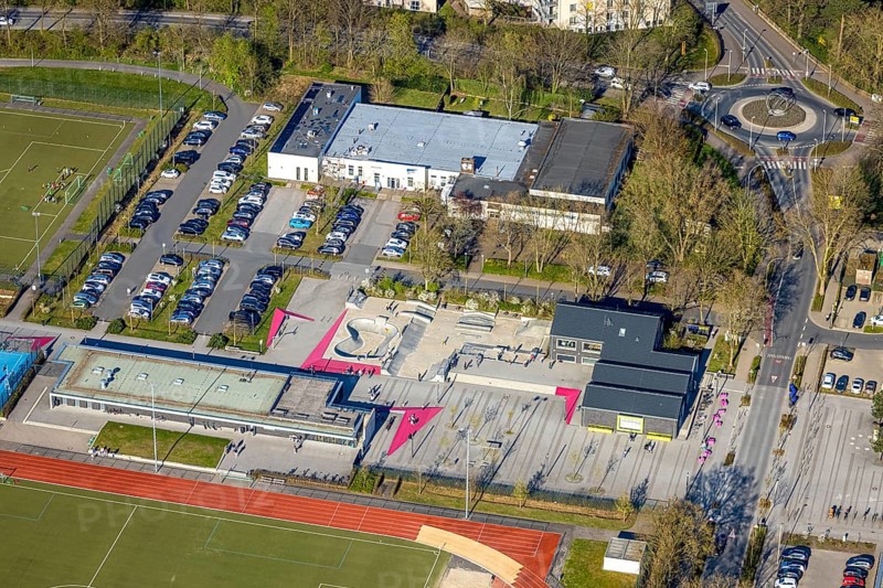 Aerial view, Campusplatz Nord with ground painting and rest areas, skate park, Selm, Münsterland, North Rhine-Westphalia, Germany, DE, Europe, aerial view, aerial photography, aerial photography, overview, bird's-eye view, overview