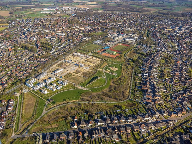 Aerial view, Living at Auenpark, Building area with new housing estate, Selm, Münsterland, North Rhine-Westphalia, Germany, Construction work, Building area, Building site, Building plots, Building project, Building site, DE, Europe, Aerial view, Aerial photography, Aerial photography, Overview, Bird's-eye view, overview