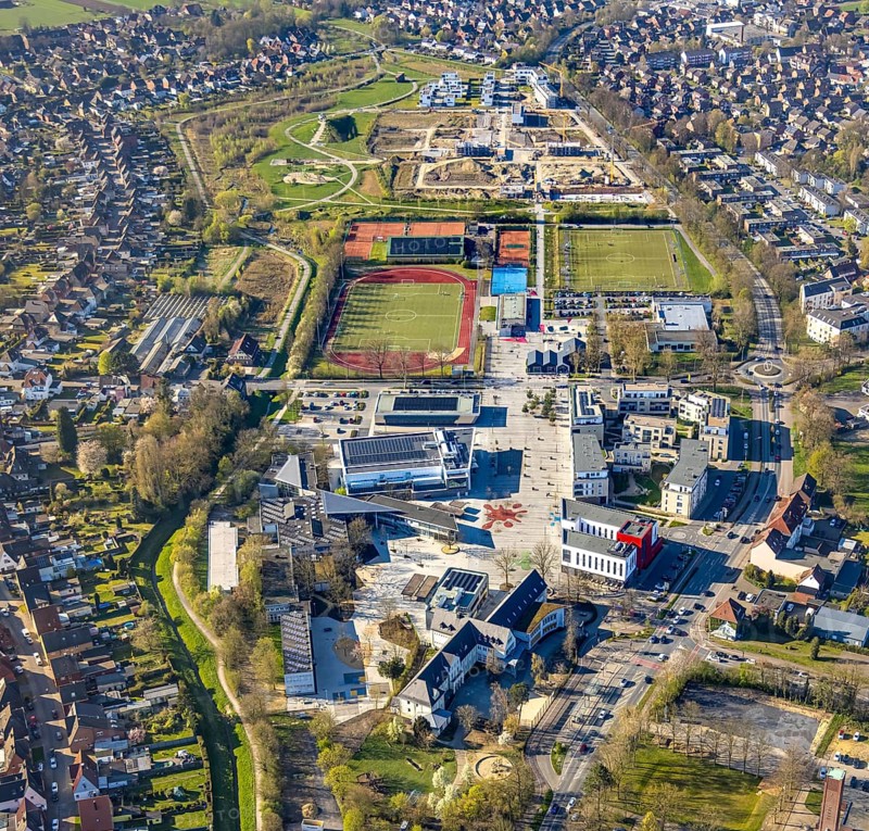 Aerial view, Auenpark with campus, grammar school, sports centre Sparkassen Arena and living at Auenpark, Selm, Münsterland, North Rhine-Westphalia, Germany, construction work, construction area, building site, building plots, construction project, construction site, education, educational institution, DE, Europe, property tax, real estate, educational institute, aerial view, aerial photography, aerial photography, new building, school, overview, bird's-eye view, housing estate, housing and living, residential area, residential quality, residential neighbourhood, residential estate, residential district, birds-eyes view, overview
