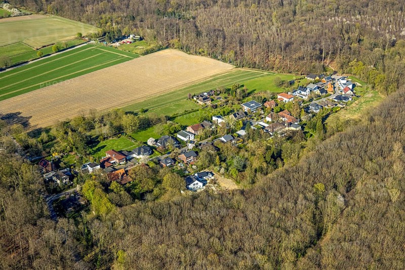 Aerial view, forest settlement residential area Baltimora, Cappenberg, Selm, Münsterland, North Rhine-Westphalia, Germany, DE, Europe, property tax, real estate, aerial view, aerial photography, aerial photography, overview, bird's eye view, forest area, meadows and fields, residential area, living and living, residential area, residential quality, residential neighbourhood, housing estate, residential area, birds-eyes view, overview