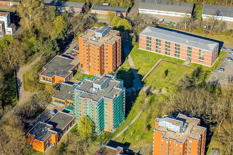 Aerial view, high-rise housing estate Am Kesselhaus and Carl-Sievering-Straße with construction site, police authority IPA-HAUS Selm / Bork, police school, Bork, Selm, Münsterland, North Rhine-Westphalia, Germany, construction work, construction area, building site, building plots, construction project, construction site, DE, Europe, high-rise buildings, aerial view, aerial photography, aerial photography, overview, bird's-eye view, birds-eyes view, overview