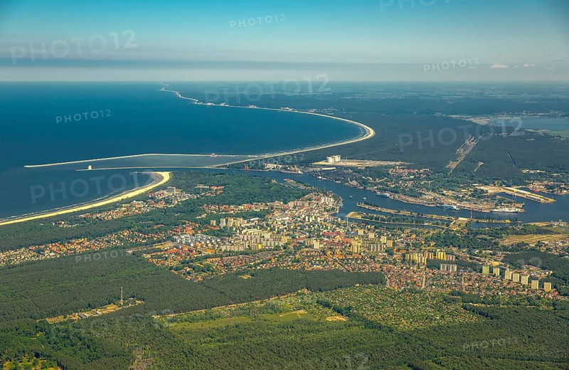Overview, Baltic Sea coast, Baltic Sea, Poland, ÅšwinoujÅ'cie Swinoujscie, Europe, aerial view, birds-eyes view, aerial photography, bird's eye view, northern Poland