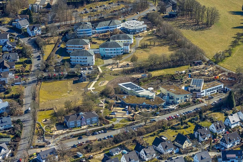 Aerial view, children's hospice and youth hospice Balthasar with GFO Josefshaus Stationäre Kinderhilfe und Jugendhilfe Olpe-Stadt, Olpe-Stadt, Olpe, Sauerland, North Rhine-Westphalia, Germany, DE, Europe, hospice, aerial view, aerial photography, aerial photography, overview, bird's-eye view, overview