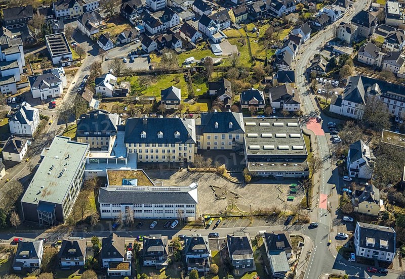 Aerial photo, Städtisches Gymnasium Olpe, Olpe-Stadt, Olpe, Sauerland, North Rhine-Westphalia, Germany, education, educational institution, DE, Europe, grammar school, teaching institute, aerial photo, aerial photography, aerial photography, school, overview, bird's-eye view, birds-eyes view, overview