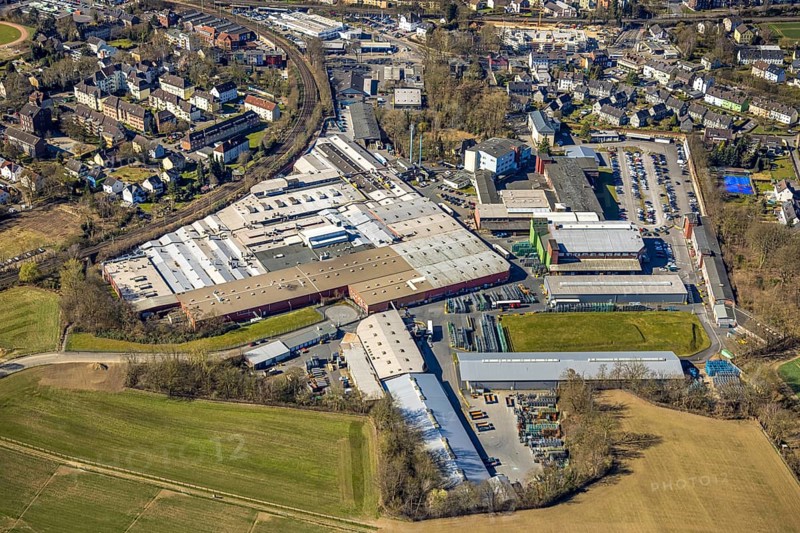 Aerial view, Pilkington Automotive Deutschland GmbH, factory premises at Almstraße, sunshine, Witten, Ruhr area, North Rhine-Westphalia, Germany, DE, Europe, commercial, commercial area, aerial view, aerial photography, aerial photography, location, overview, bird's-eye view, overview