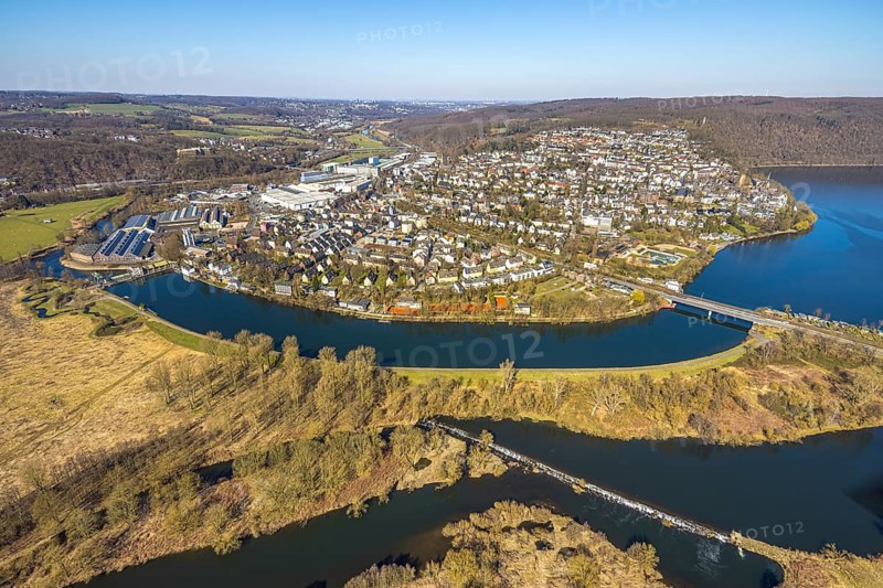 Aerial view, local view residential area with river Ruhr and Obergraben and Obergrabenbrücke Friedrichstraße, left HSOS Industrial Services GmbH industrial plant supplier with solar roof, Wetter, Ruhr area, North Rhine-Westphalia, Germany, DE, Europe, property tax, real estate, aerial view, aerial photography, aerial photography, overview, bird's-eye view, Wetter (Ruhr), residential area, housing and living, residential area, quality of living, residential neighbourhood, housing estate, residential area, birds-eyes view, overview