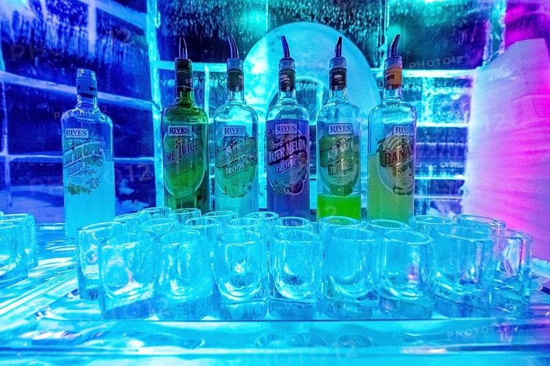 Artico Ice Bar Honningsvåg, bar, Måsøy, Finnmark, Norway, Scandinavia, Europe, adventure travel, ice bar, tourism, drinks, Hurtigruten, Hurtigruten trip, cruise, Måsøy, NOR, travel, destination, sea trip, sightseeing, Sjøgata, tourism, Norwegian, Scandinavian, touristic