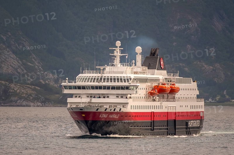 Ship MS Kong Harald, Bolga, Nordland, Norway, Scandinavia, Europe, adventure travel, tourism, Hurtigruten, Hurtigruten voyage, cruise, cruise ship, liner, NOR, passenger ship, shipping company Hurtigruten AS, travel, destination, ship, sea voyage, sightseeing, tourism, Norwegian, Scandinavian, touristic