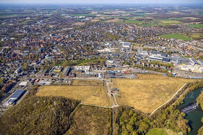 Aerial view, industrial area former Werne colliery shaft 1/2, brownfield site Flöz-Zollverein-Straße, Werne, Ruhr area, North Rhine-Westphalia, Germany, construction site, brownfield site, DE, Europe, aerial view, aerial photography, aerial photography, Münsterland, overview, bird's-eye view, colliery, birds-eyes view, overview