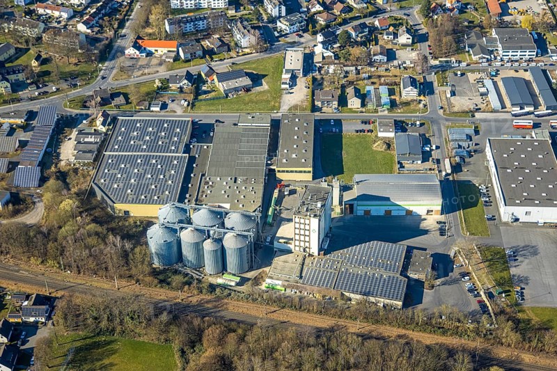 Aerial view, commercial area with Knauf Interfer Aluminium GmbH and Raiffeisen Vital eG agricultural products, Werl, Soester Börde, North Rhine-Westphalia, Germany, DE, Europe, commercial enterprises, commercial area, commercial property, commercial park, commercial site, commercial use, industrial area, industrial site, aerial photograph, aerial photography, aerial photography, overview, bird's-eye view, bird's-eye view, overview