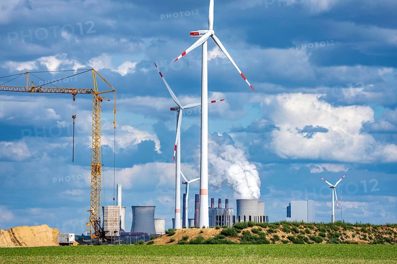 Construction site for the expansion of the wind farm east of Jackerath, in the Rhenish lignite mining area, in the background, the RWE lignite-fired power plant Neurath, North Rhine-Westphalia, Germany