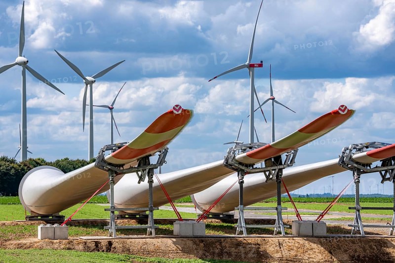 Construction site for the expansion of the Lövenich wind farm, in the Rhenish lignite mining area, east of Erkelenz, 4 Vestas V162 wind turbines with a capacity of 5.6 MW are being built, North Rhine-Westphalia, Germany