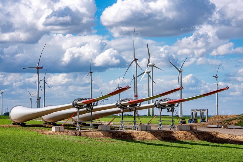 Construction site for the expansion of the Lövenich wind farm, in the Rhenish lignite mining area, east of Erkelenz, 4 Vestas V162 wind turbines with a capacity of 5.6 MW are being built, North Rhine-Westphalia, Germany