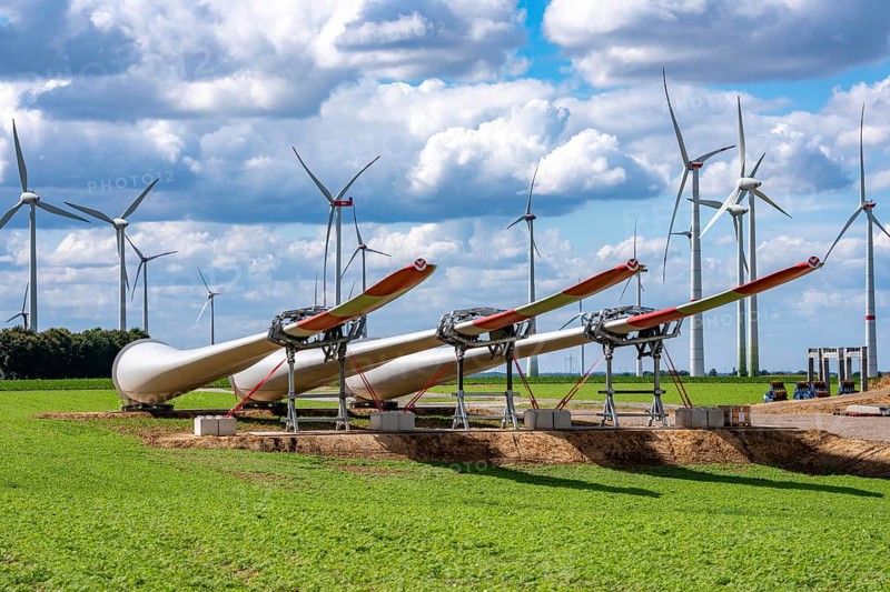 Construction site for the expansion of the Lövenich wind farm, in the Rhenish lignite mining area, east of Erkelenz, 4 Vestas V162 wind turbines with a capacity of 5.6 MW are being built, North Rhine-Westphalia, Germany