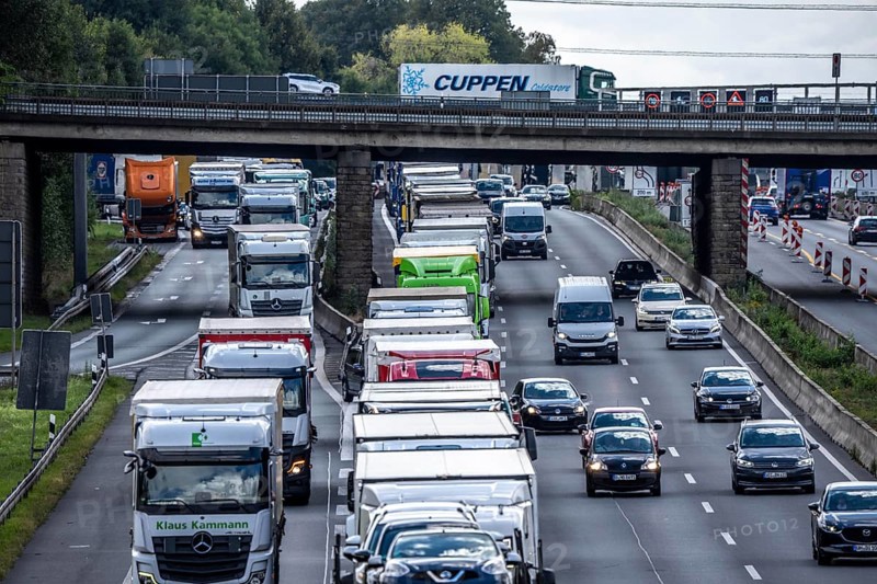 Traffic jam on the A1 motorway, between the Dortmund-Unna junction, A1 A44, and the Kamener Kreuz junction, A1 A2, lorries jammed in the left lane, looking south, North Rhine-Westphalia, Germany