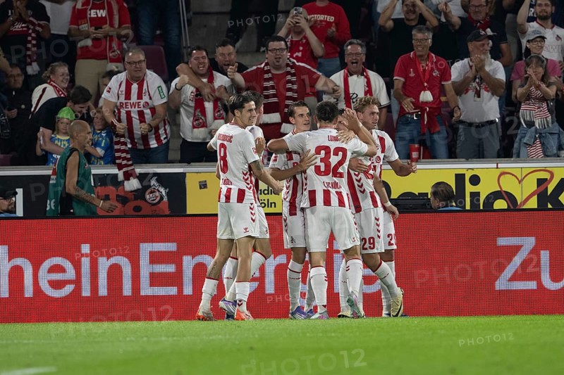(DFL/DFB REGULATES PROHIBIT ANY USE OF PHOTOGRAPHS AS IMAGE SEQUENCES AND/OR QUASI-VIDEO), RheinEnergieStadion, Cologne, North Rhine-Westphalia, Denis Huseinbasic (1.FC Köln, midfield, #8), Kristoffer Lund (1.FC Köln, defence, #32), Jakub Kaminski (1.FC Köln, midfield, #16), Jan Thielmann (1.FC Köln, midfield, #29), 1st Bundesliga, 1.FC Köln, SC Freiburg on 31.08.2025 at the RheinEnergieStadion in Cologne Germany