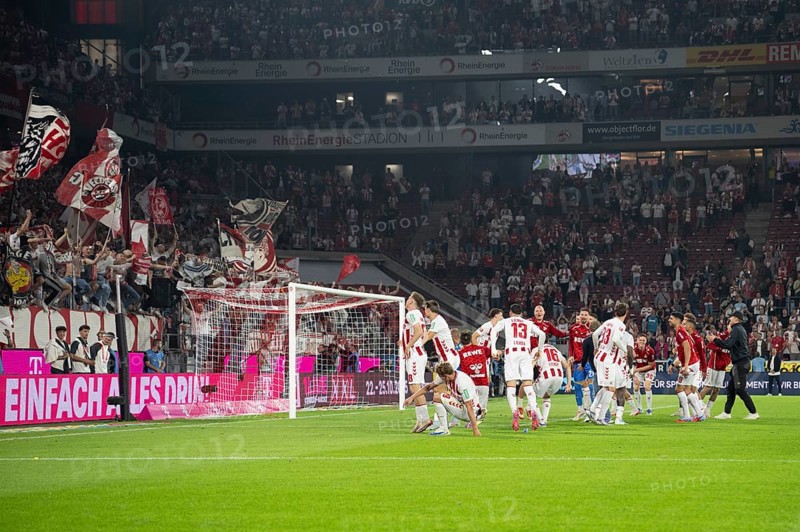 (DFL/DFB REGULATES PROHIBIT ANY USE OF PHOTOGRAPHS AS IMAGE SEQUENCES AND/OR QUASI-VIDEO), RheinEnergieStadion, Cologne, North Rhine-Westphalia, Cologne in front of the south curve, 1st Bundesliga, 1.FC Köln, SC Freiburg on 31/08/2025 at the RheinEnergieStadion in Cologne Germany