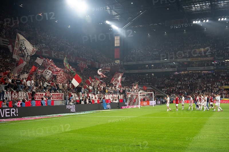 (DFL/DFB REGULATES PROHIBIT ANY USE OF PHOTOGRAPHS AS IMAGE SEQUENCES AND/OR QUASI-VIDEO), RheinEnergieStadion, Cologne, North Rhine-Westphalia, Cologne in front of the south curve, 1st Bundesliga, 1.FC Köln, SC Freiburg on 31/08/2025 at the RheinEnergieStadion in Cologne Germany