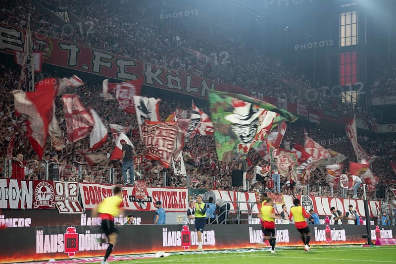 (DFL/DFB REGULATES PROHIBIT ANY USE OF PHOTOGRAPHS AS IMAGE SEQUENCES AND/OR QUASI-VIDEO), RheinEnergieStadion, Cologne, North Rhine-Westphalia, Südkurve, 1st Bundesliga, 1.FC Köln, SC Freiburg on 31.08.2025 at the RheinEnergieStadion in Cologne Germany