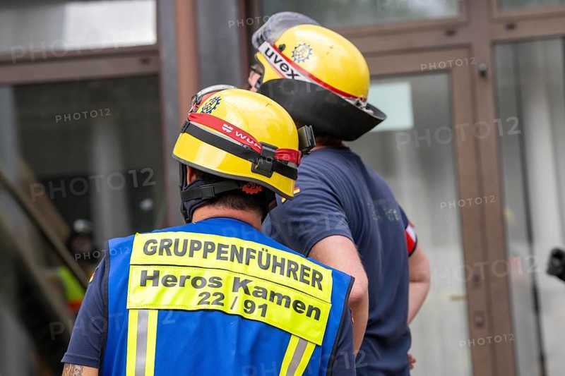 Emergency services at a major exercise lasting several days, FÜLEX25, organised by the THW, Federal Agency for Technical Relief, North Rhine-Westphalia regional association. Over 4 weekends, more than 3500 volunteers from 127 local associations in North Rhine-Westphalia practise many different operational scenarios
