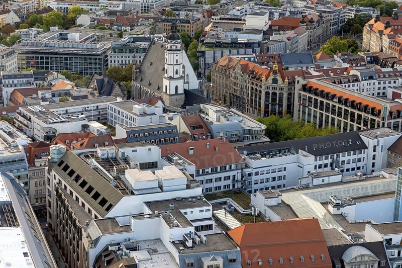 View from the observation deck of the City Tower towards St. Thomas Church, Leipzig, Saxony, Germany, 26.08.2025 < english> View from the observation deck of the City Tower towards St. Thomas Church, Saxony, August 26, 2025