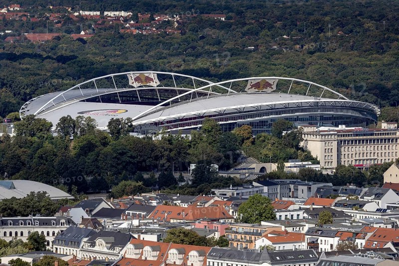 View from the observation deck of the City Tower towards the Red Bull Arena, Leipzig, Saxony, Germany, 26/08/2025 < english> View from the observation deck of the City Tower towards the Red Bull Arena, Saxony, 26/08/2025