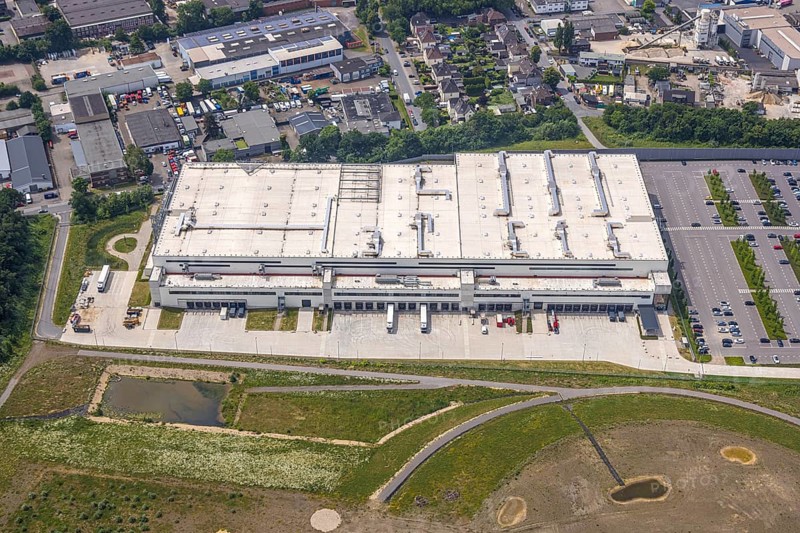 Aerial view, Picnic FCA Oberhausen GmbH e-food warehouse, construction site Schwarze Heide, Schwarze Heide, Oberhausen, Ruhr area, North Rhine-Westphalia, Germany, construction work, construction area, construction site, building site, construction project, construction site, DE, Europe, commercial enterprises, commercial area, commercial area, commercial property, commercial park, commercial location, commercial use, industrial area, industrial location, logistics, logistics service, logistics service provider, logistics provider, logistics centre, aerial view, aerial photography, aerial photography, new construction, overview, bird's-eye view, overview, OberhausenNord