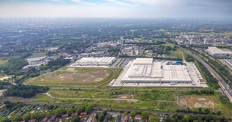 Aerial view, EDEKA Rhein-Ruhr central warehouse, Picnic FCA Oberhausen GmbH e-food warehouse, Schwarze Heide construction site, Schwarze Heide, Oberhausen, Ruhr area, North Rhine-Westphalia, Germany, construction work, construction area, construction site, construction site, construction project, construction site, DE, Europe, commercial enterprises, commercial area, commercial area, commercial property, commercial park, commercial location, commercial use, industrial area, industrial location, logistics, logistics service, logistics service provider, logistics provider, logistics centre, aerial view, aerial photography, aerial photography, new construction, overview, bird's-eye view, overview, OberhausenNord