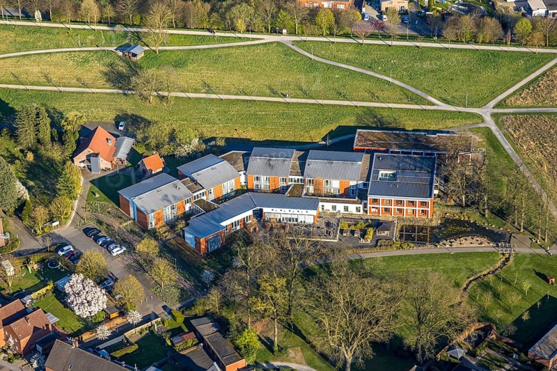 Aerial view, St. Vitus Stift GmbH retirement home, Olfen-Stadt, Olfen, Münsterland, North Rhine-Westphalia, Germany, retirement home, nursing home, care and nursing, DE, Europe, aerial view, aerial photography, aerial photography, care facility, retirement home, retirement residence, retirement home, senior centre, overview, bird's-eye view, overview
