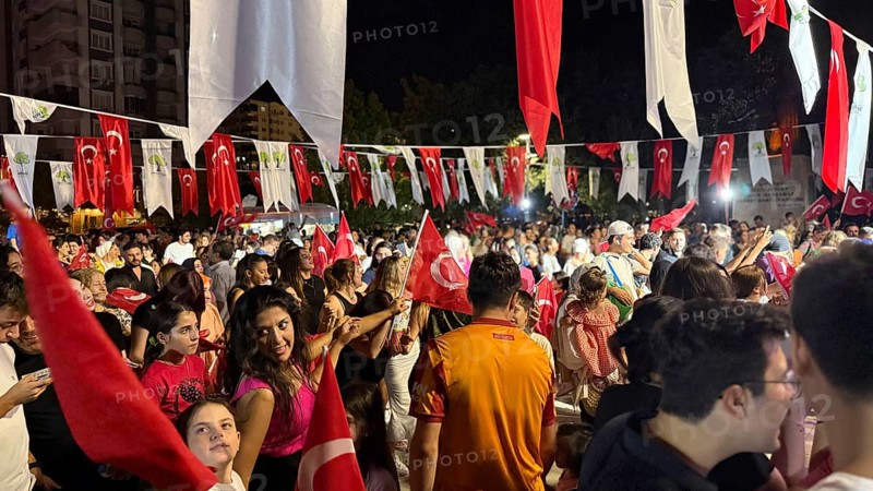 People in Türkiye celebrate Victory Day, commemorating the decisive Turkish victory over Greek forces at the Battle of Dumlupinar, fought between August 26 and 30, 1922, Gaziantep, Gaziantep, Türkiye